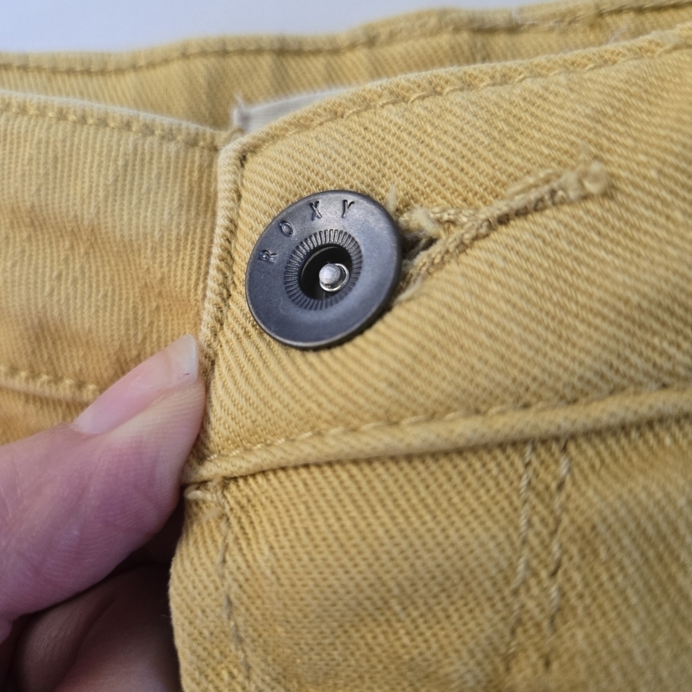 Roxy mustard yellow denim cutoff distressed mid ti low rise short shorts sz 26 - Picture 2 of 10